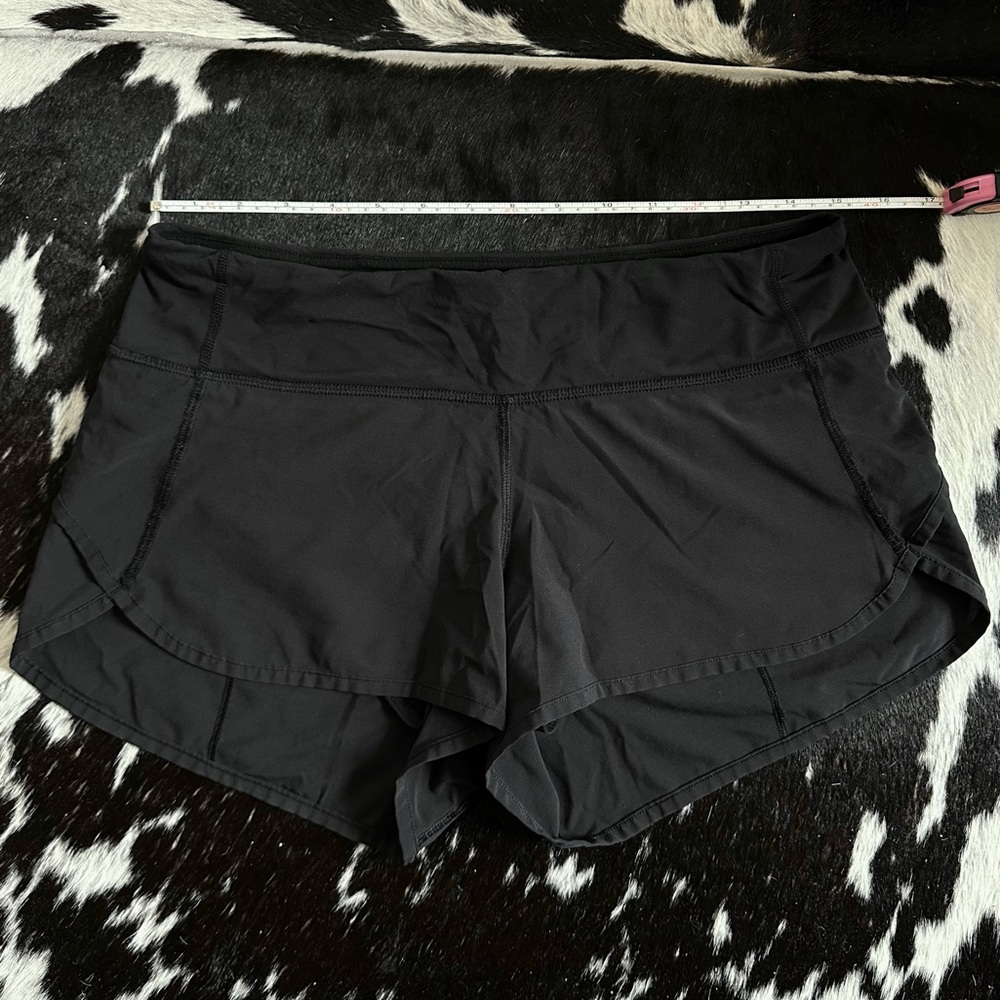 Lululemon Black Speed Up Low-Rise Lined Shorts, 2.5” Size 6